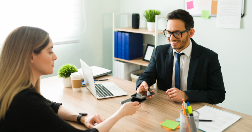 Hr manager approving request