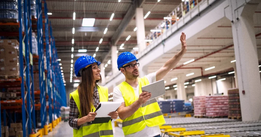 Shift karyawan pabrik